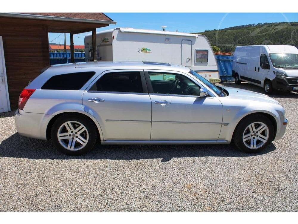 2005 Chrysler 300C - 8