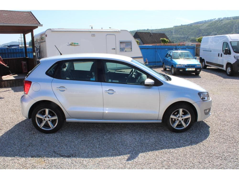 2009 Volkswagen POLO - 8