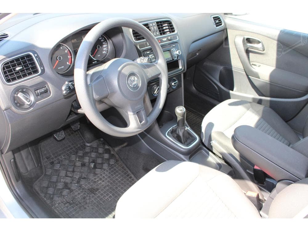 2009 Volkswagen POLO - 9