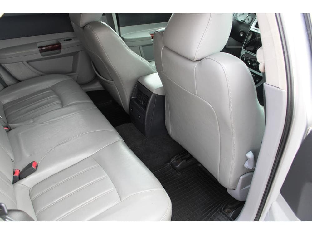 2007 Chrysler 300C - 21