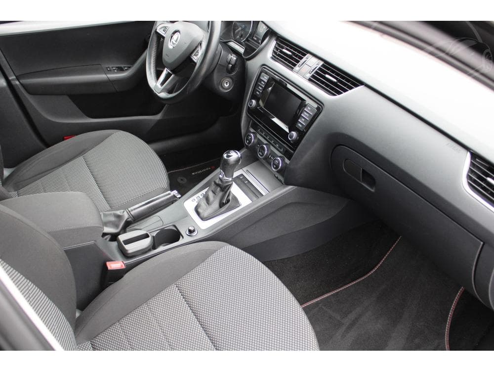 2013 Škoda OCTAVIA - 12