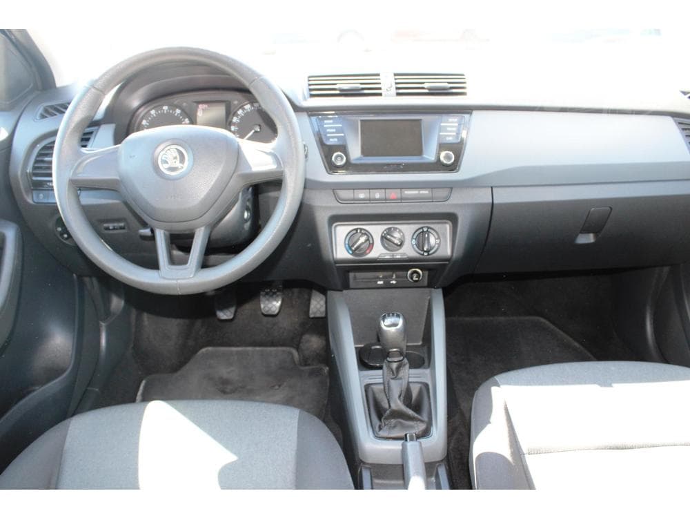 2016 Škoda FABIA - 25