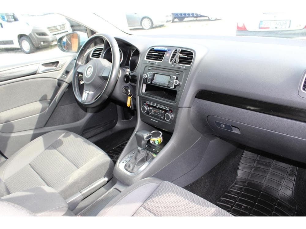 2009 Volkswagen GOLF - 14