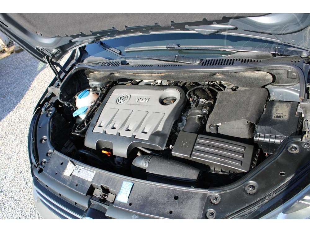 2011 Volkswagen Touran - 15