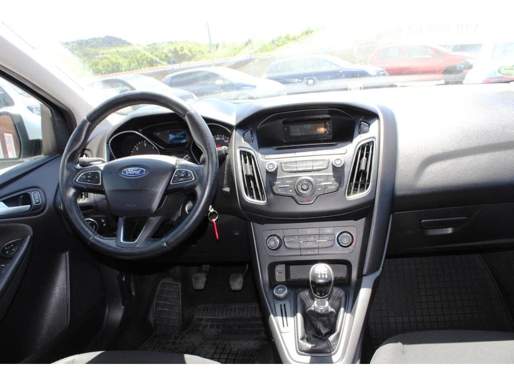 2015 Ford FOCUS - 15