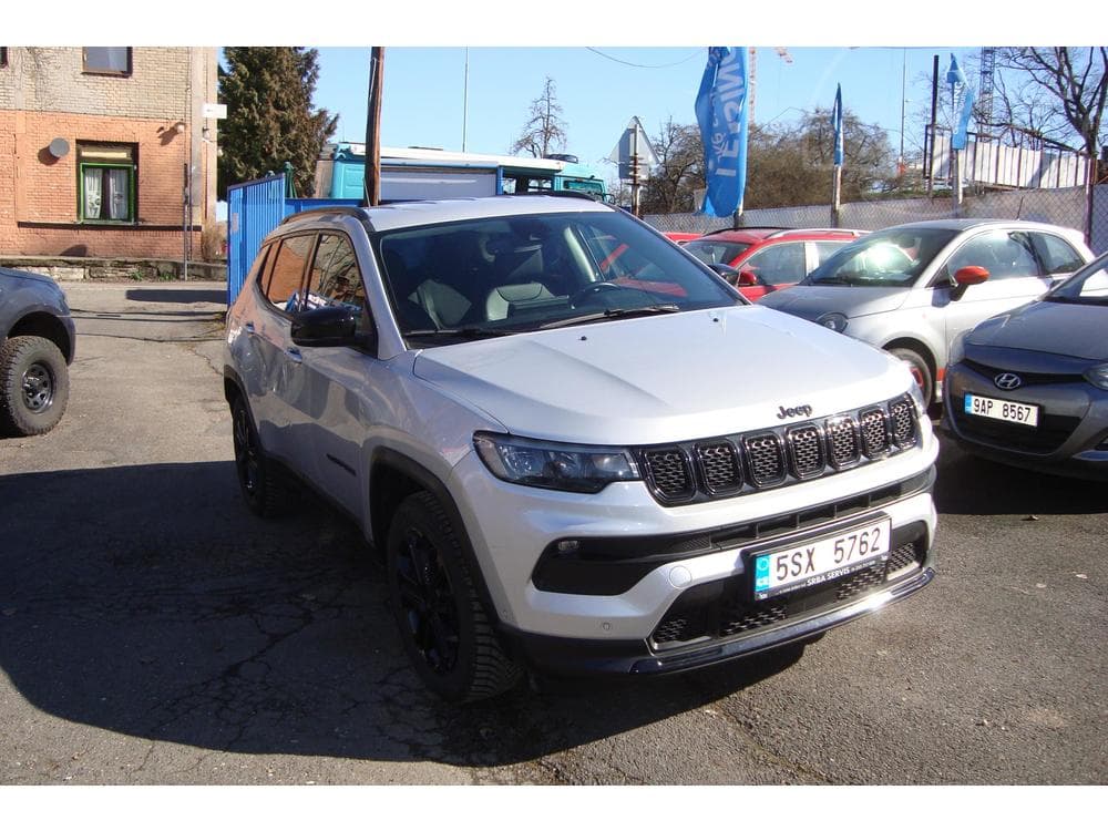 Jeep Compass 1.3 Night Eagle,ČR,1.Majitel