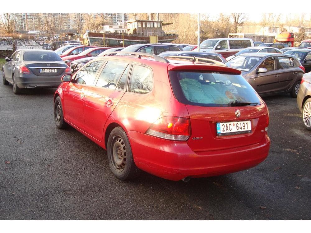 2011 Volkswagen GOLF - 5