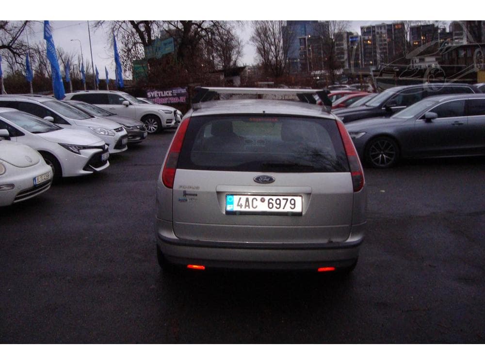 2007 Ford FOCUS - 6