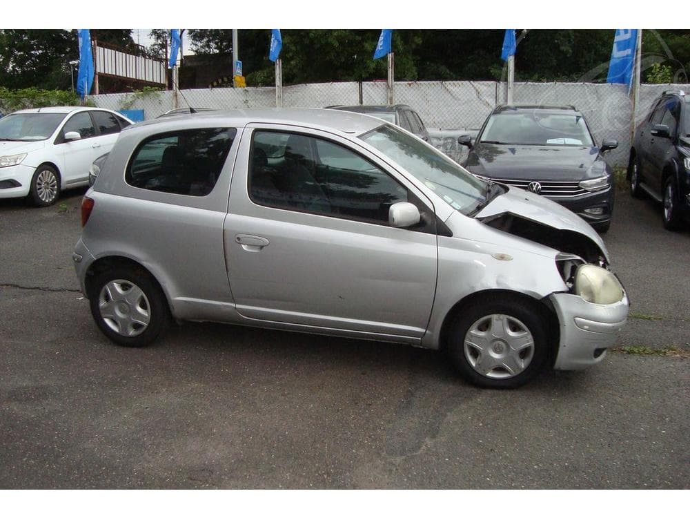 2005 Toyota YARIS - 7