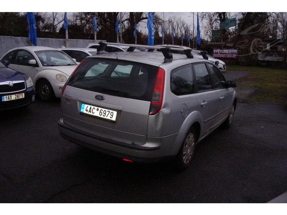 2007 Ford FOCUS - 7