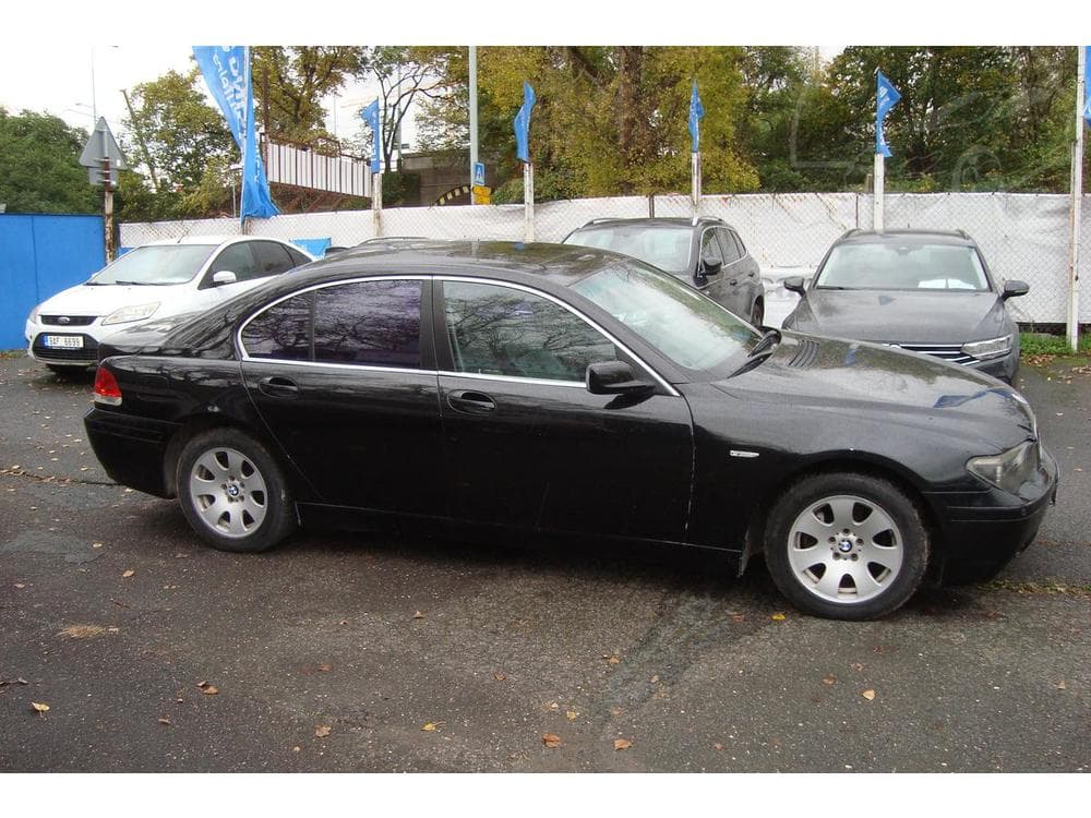 2004 BMW 7-SERIES - 8