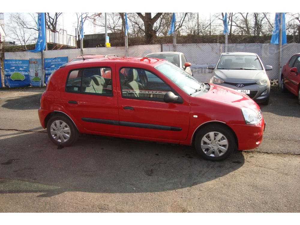 2010 Renault CLIO - 8