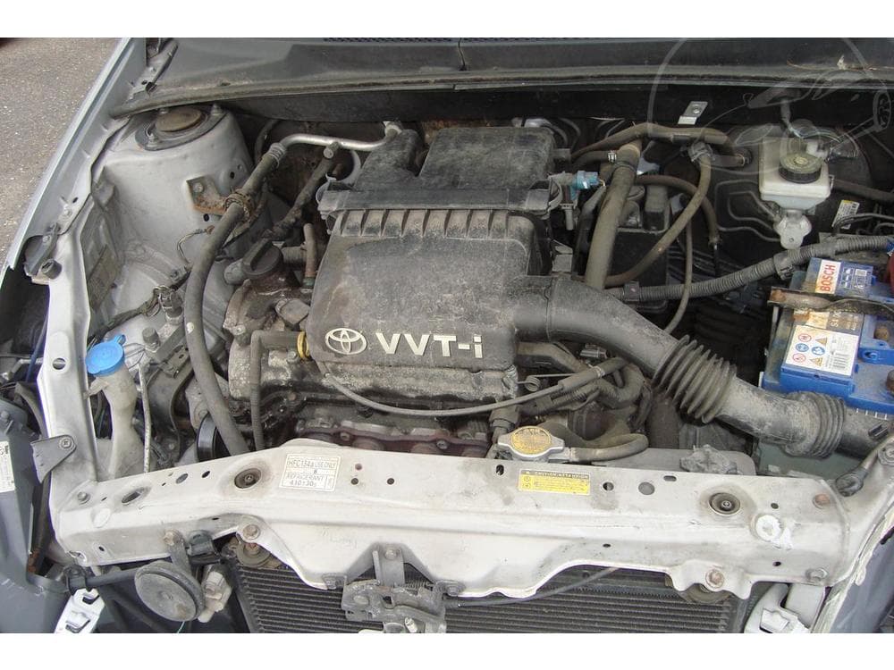 2005 Toyota YARIS - 9