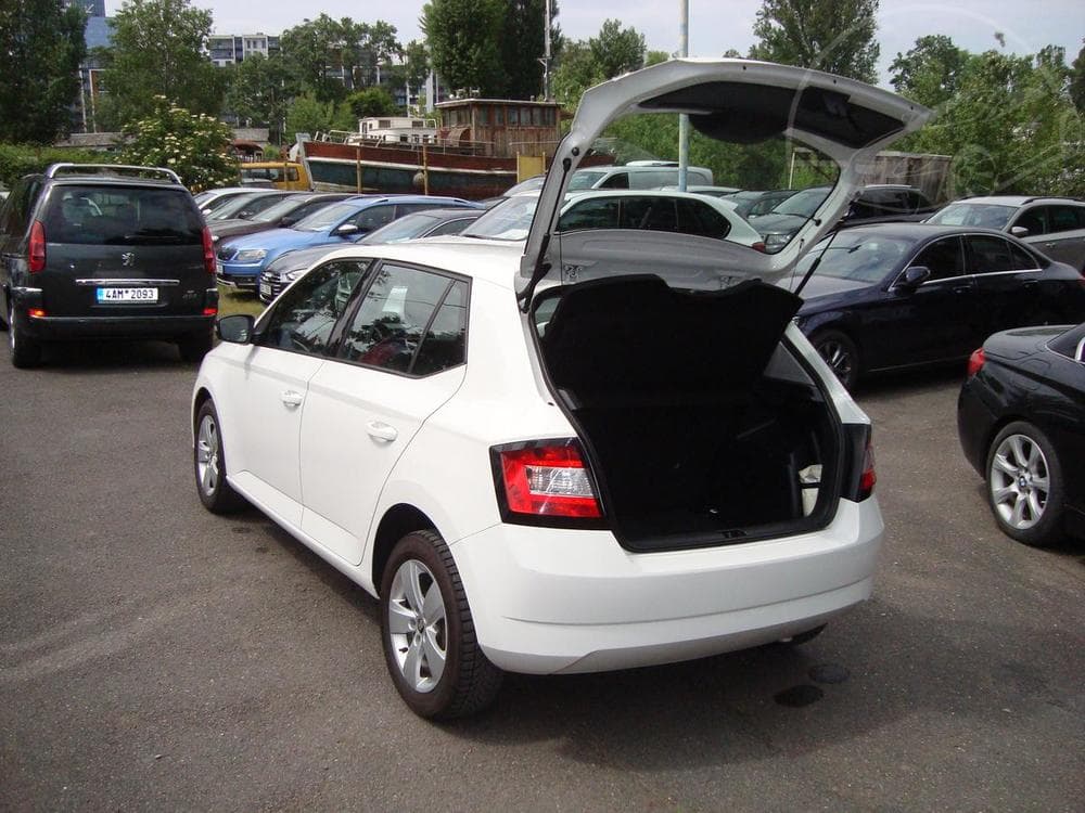 2017 Škoda FABIA - 10