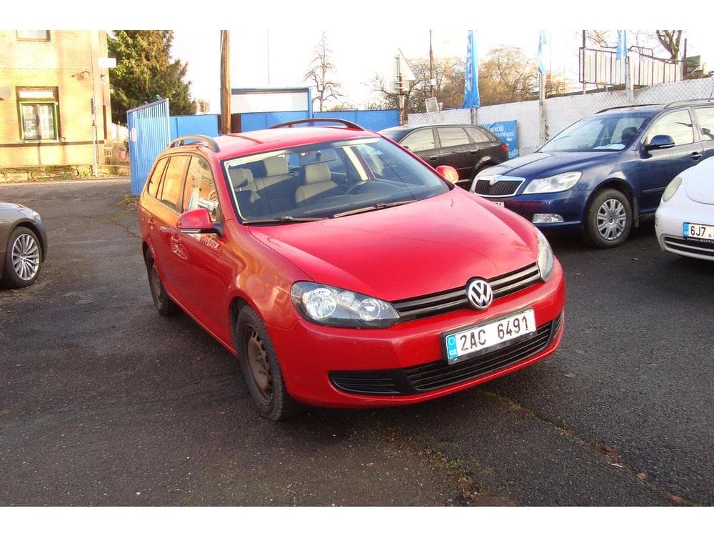 2011 Volkswagen GOLF - 10