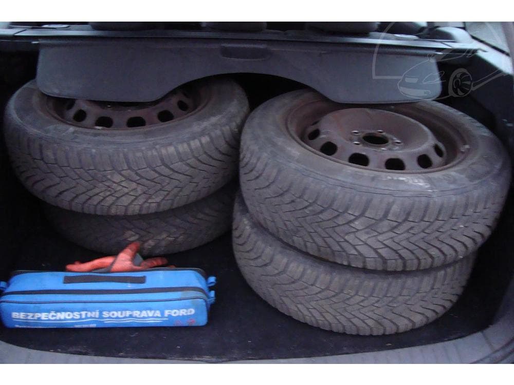 2007 Ford FOCUS - 11