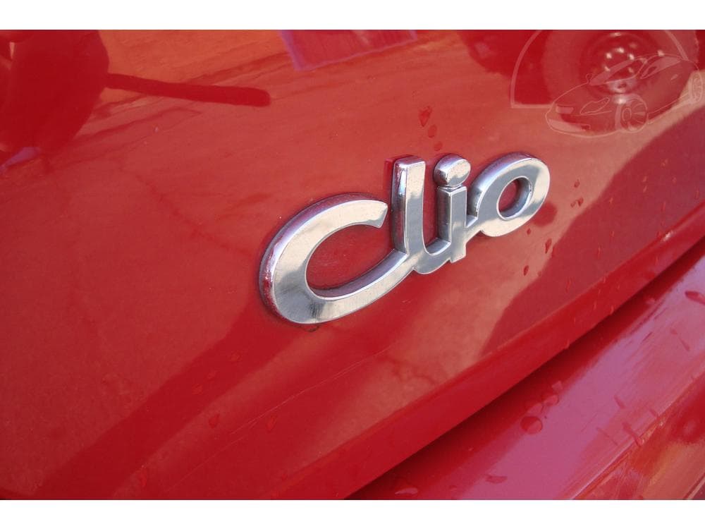2010 Renault CLIO - 11
