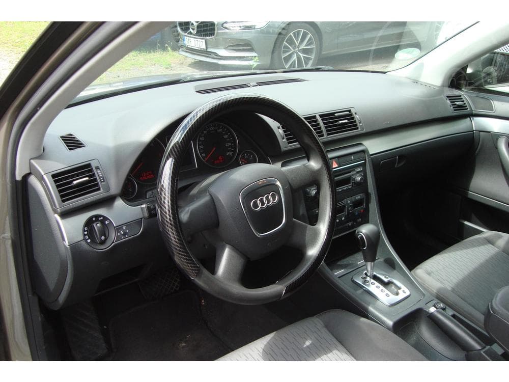 2006 Audi A4 - 12
