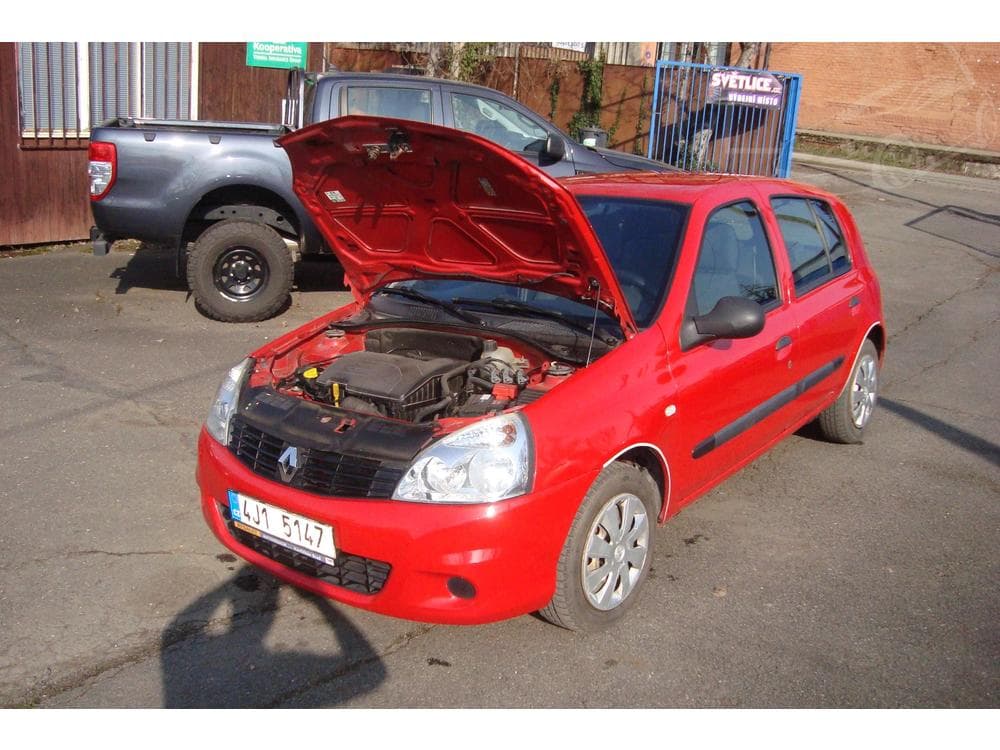 2010 Renault CLIO - 13
