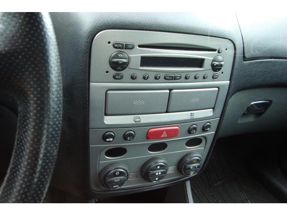 2009 Alfa Romeo 147 - 29
