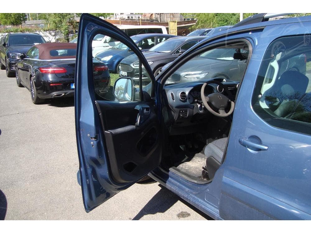 2011 Peugeot PARTNER - 16