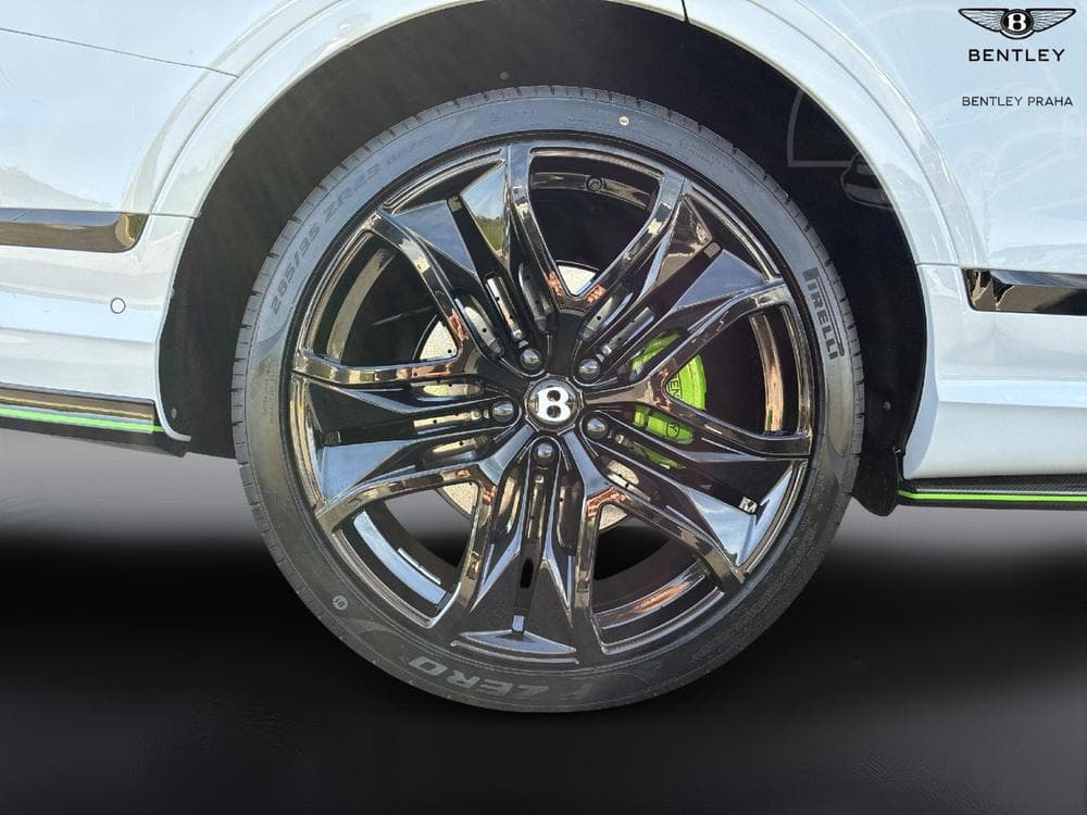 2025 Bentley BENTAYGA - 13