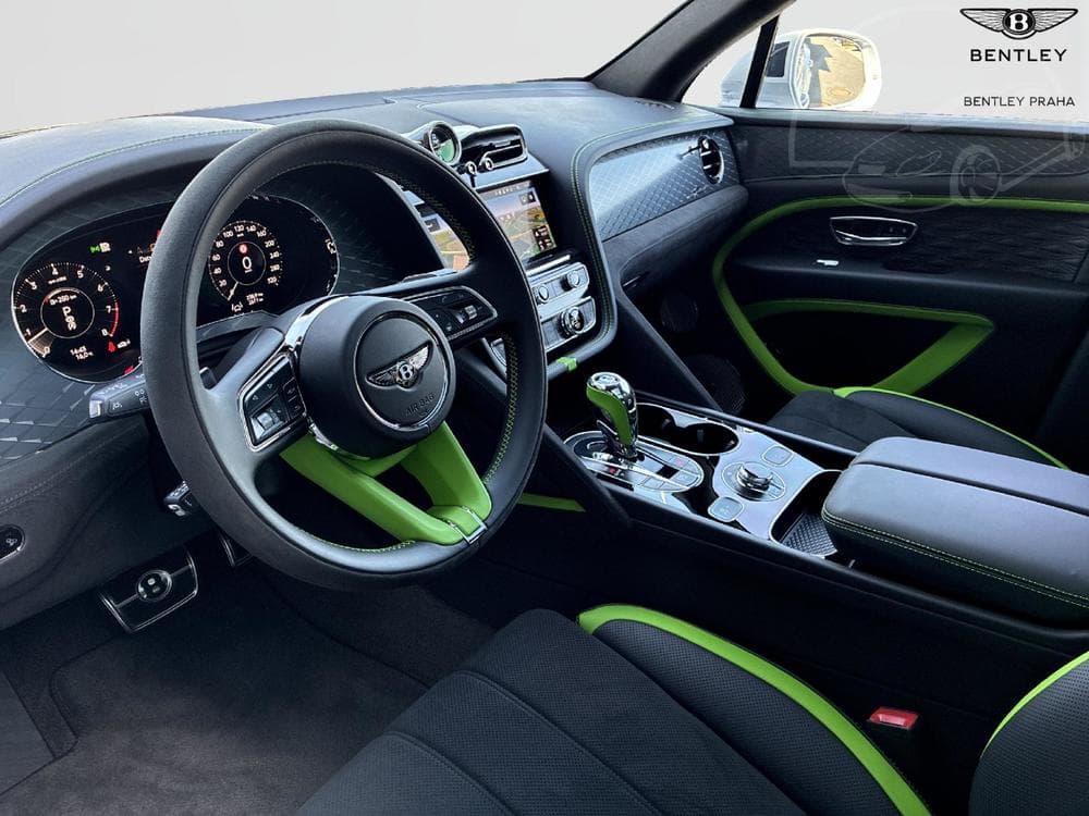 2025 Bentley BENTAYGA - 15
