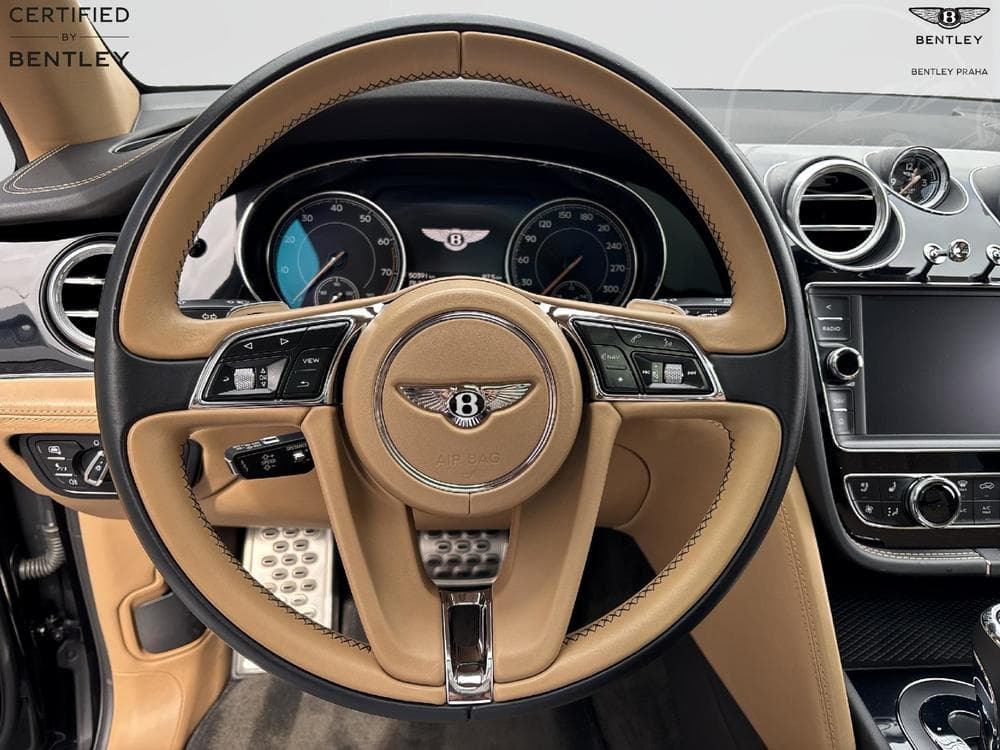2018 Bentley BENTAYGA - 19