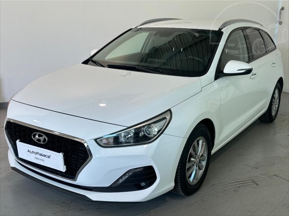 Hyundai i30 1,6 CRDi TRIKOLOR COMFORT