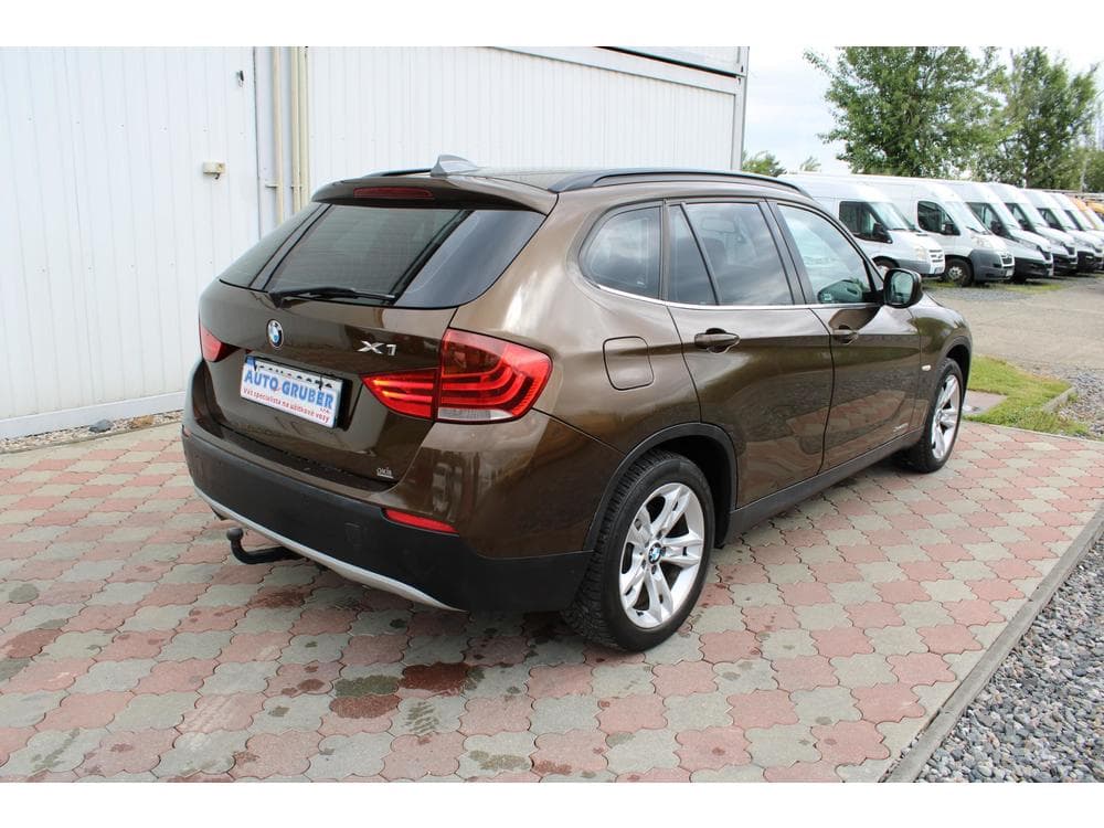 2010 BMW X1 - 4