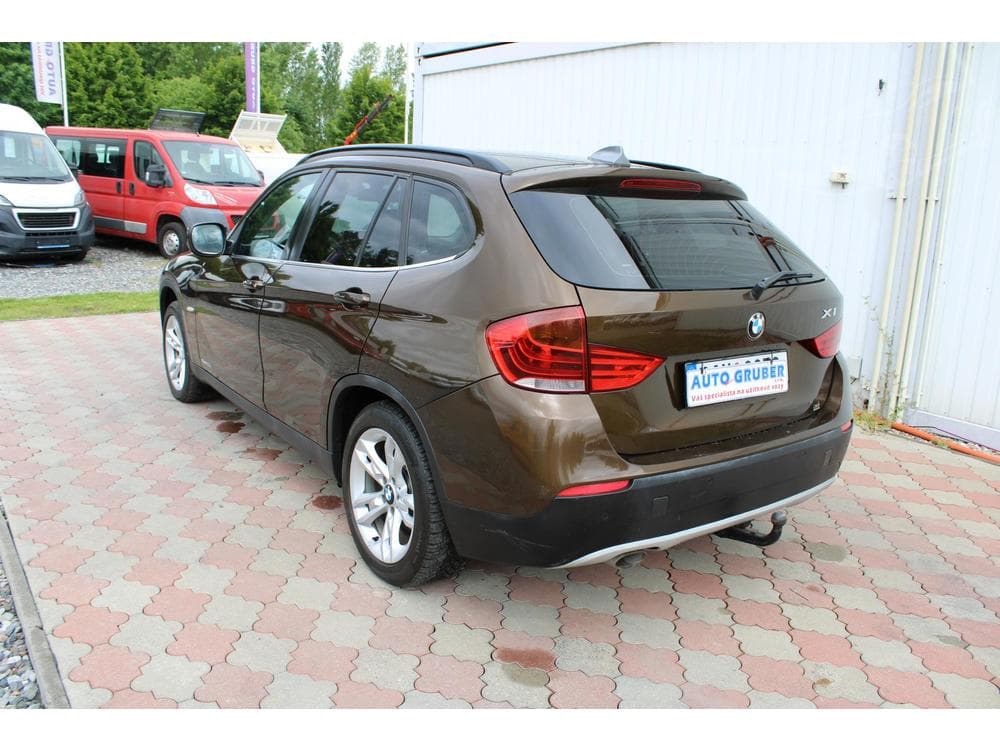 2010 BMW X1 - 5