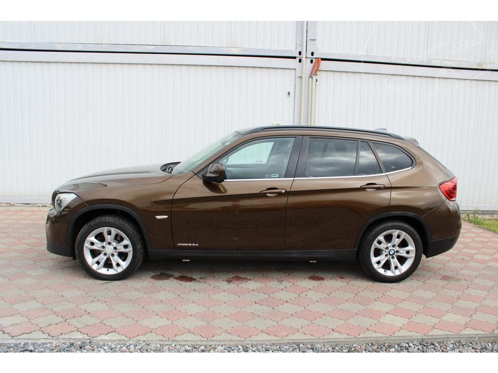 2010 BMW X1 - 6