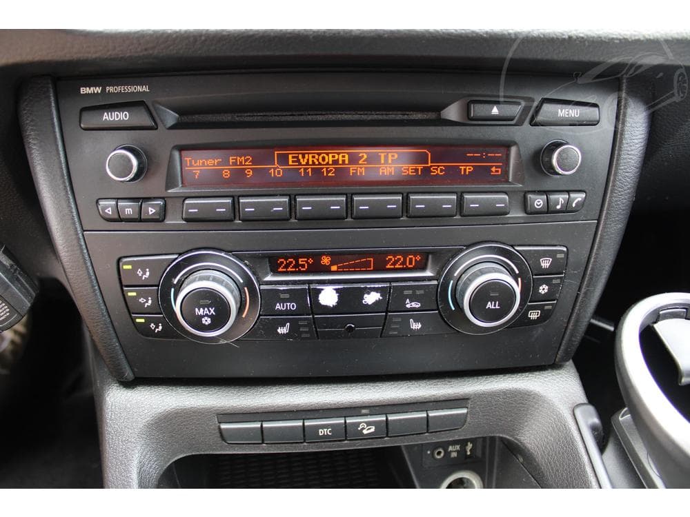 2010 BMW X1 - 13