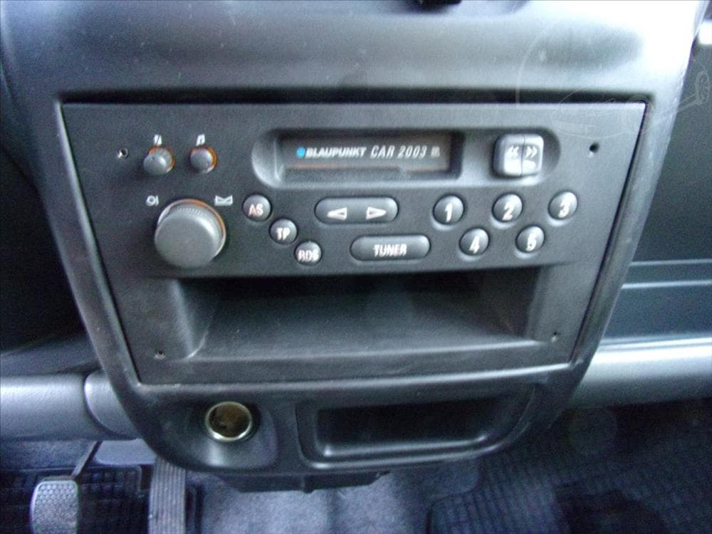 2002 Opel AGILA - 16