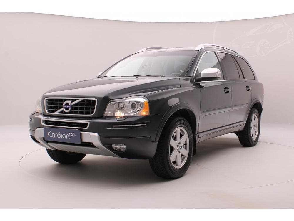 Volvo XC90 2.4 D5 AWD SUMMUM AUT 7 míst
