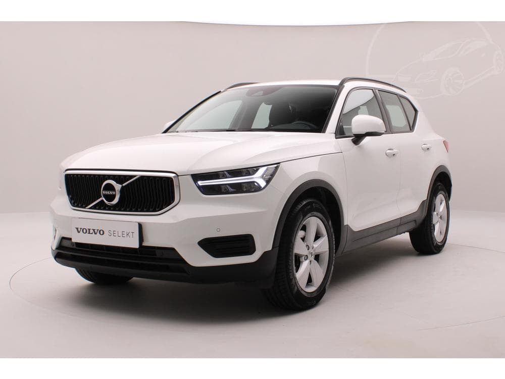 Volvo XC40 T2 MOMENTUM CORE AUT CZ