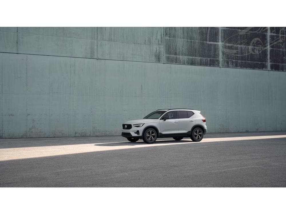 2026 Volvo XC40 - 3