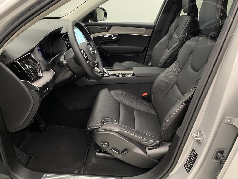 2025 Volvo XC90 - 5