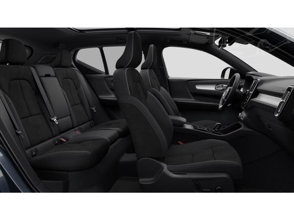 2026 Volvo XC40 - 10