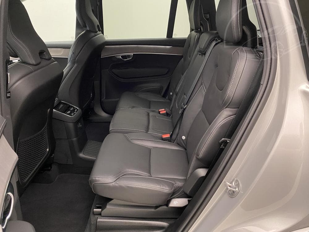 2025 Volvo XC90 - 9