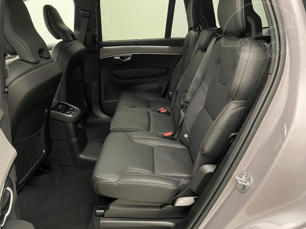 2025 Volvo XC90 - 16