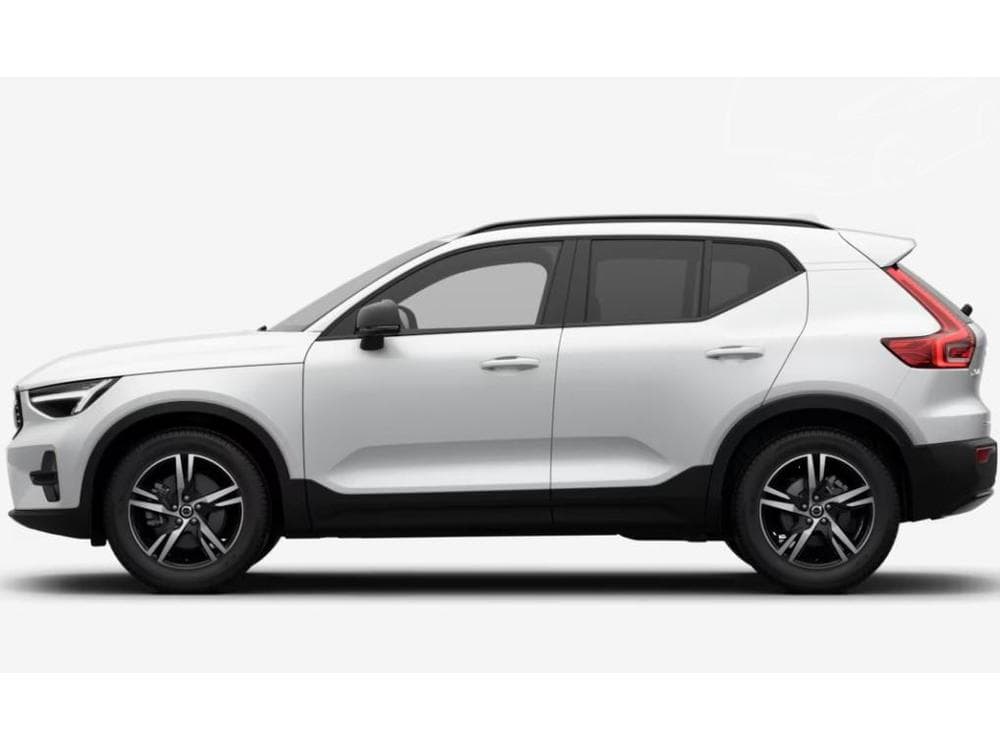 2026 Volvo XC40 - 11