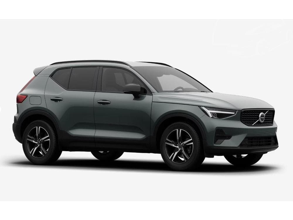 2026 Volvo XC40 - 13