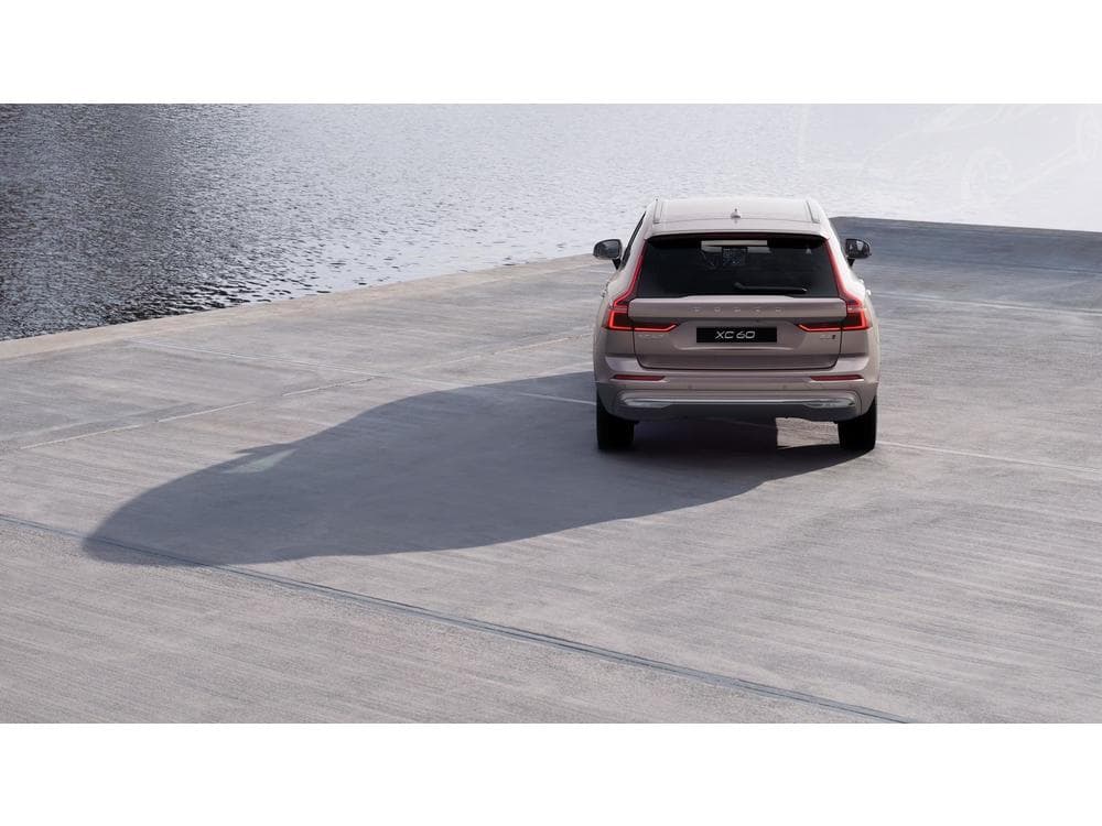 2026 Volvo XC60 - 15