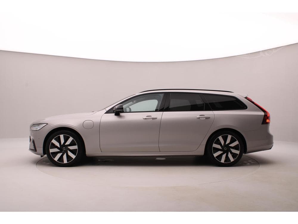 2025 Volvo V90 - 19