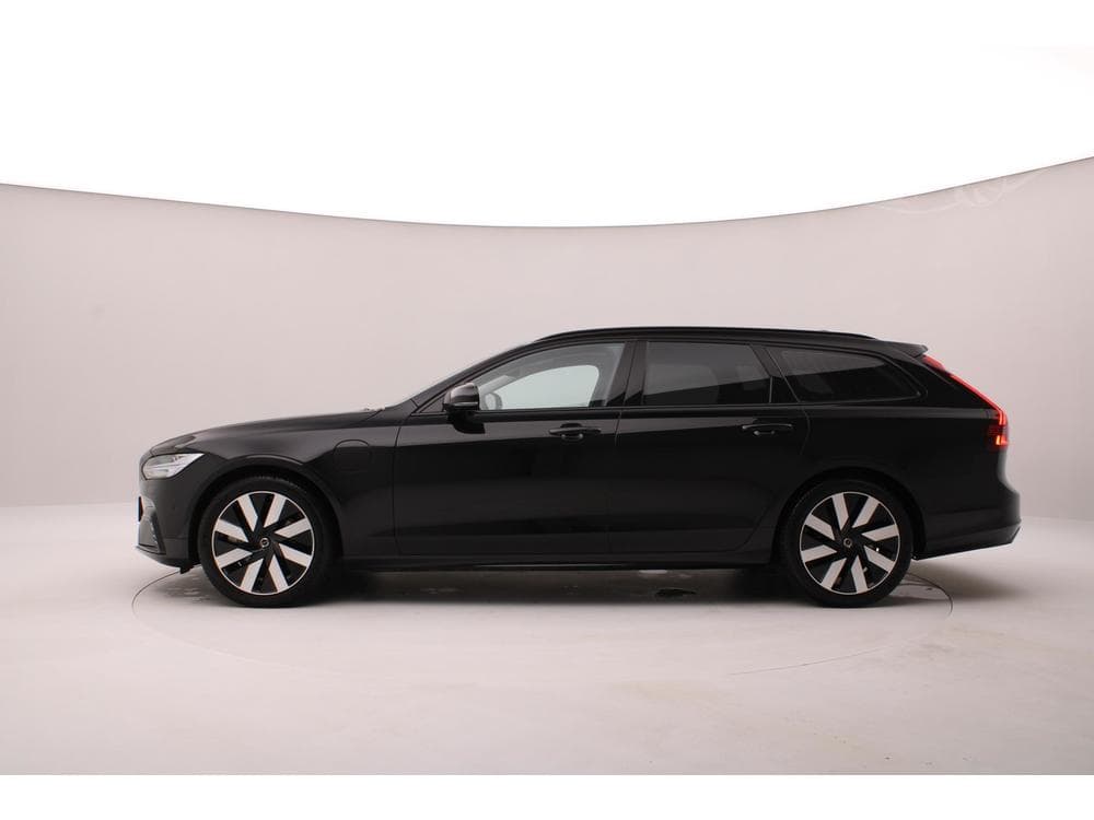 2025 Volvo V90 - 19