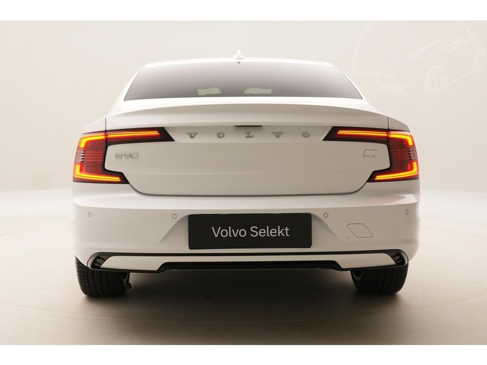 2024 Volvo S90 - 31