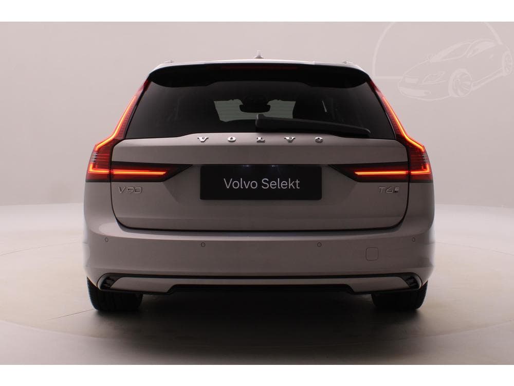 2025 Volvo V90 - 23