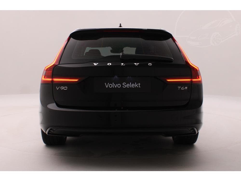 2025 Volvo V90 - 23
