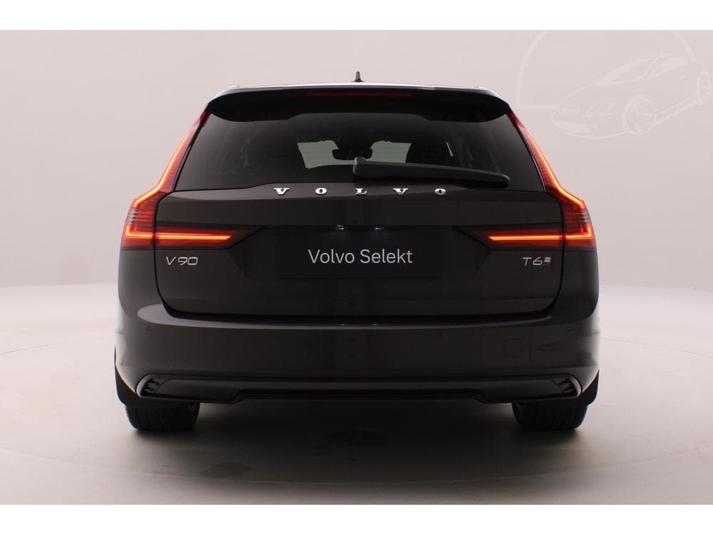 2025 Volvo V90 - 23